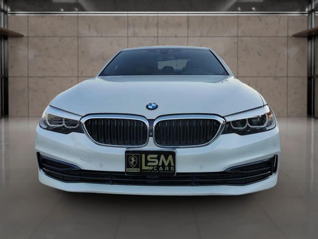 2019 BMW 530i