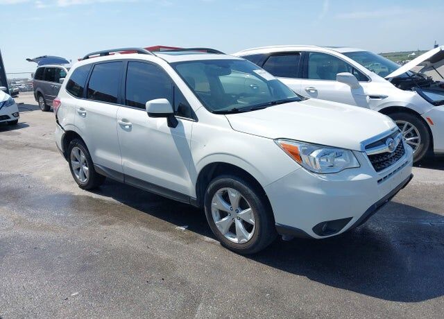 2016 SUBARU Forester