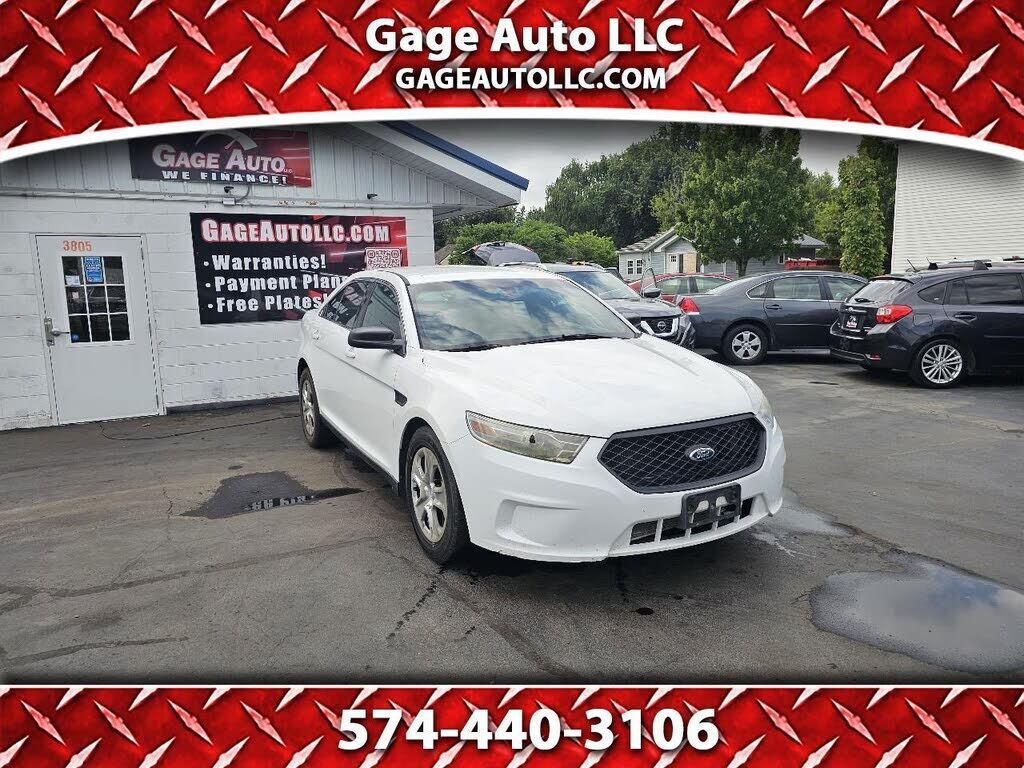 2013 FORD Taurus