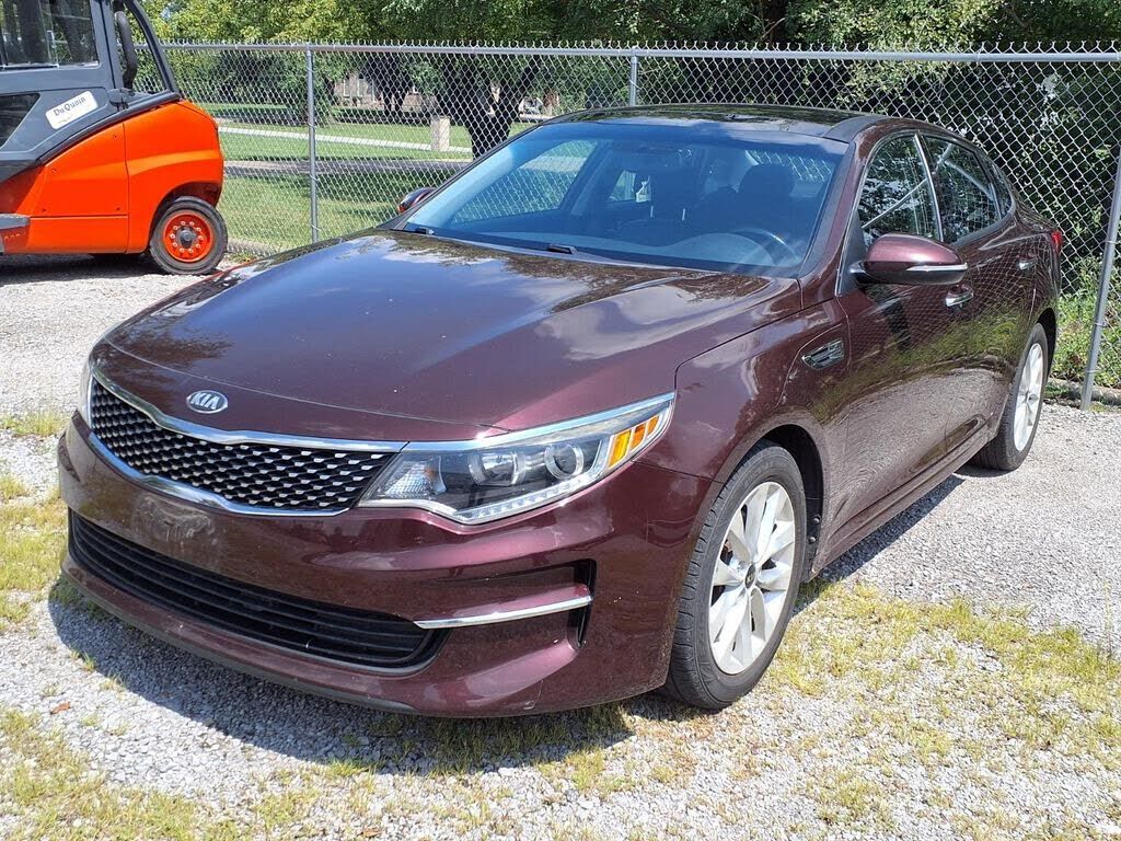2018 KIA Optima