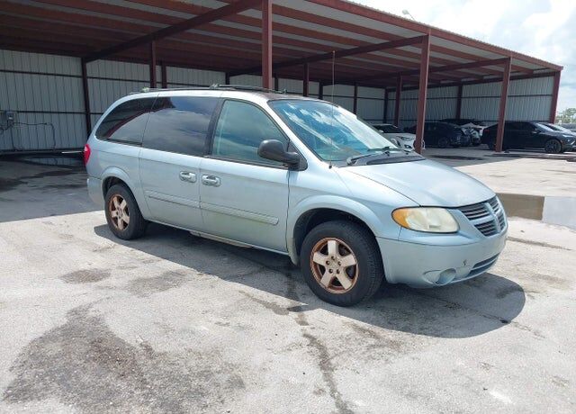 2005 DODGE Caravan
