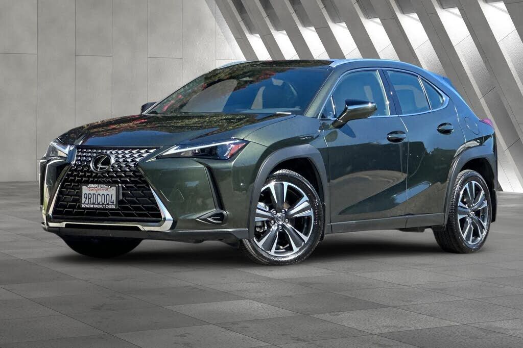 2025 Lexus UX