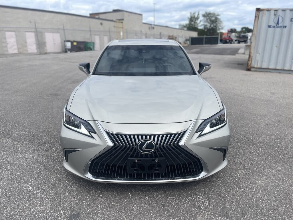 2020 Lexus ES