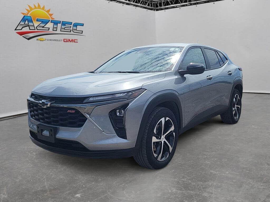 2025 CHEVROLET Trax