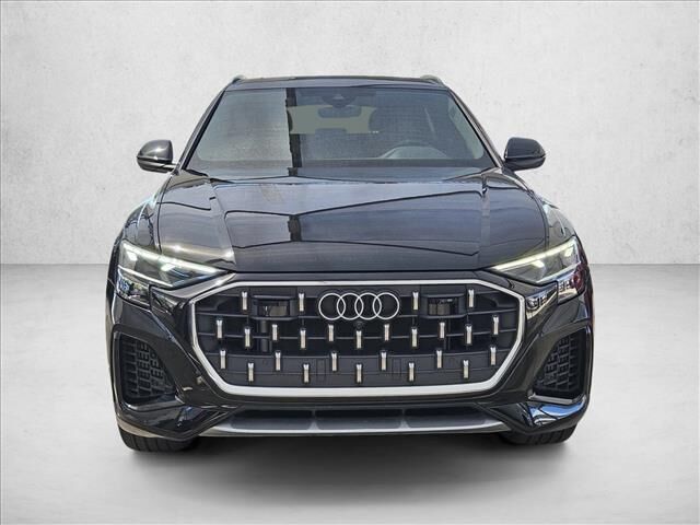 2024 Audi Q8