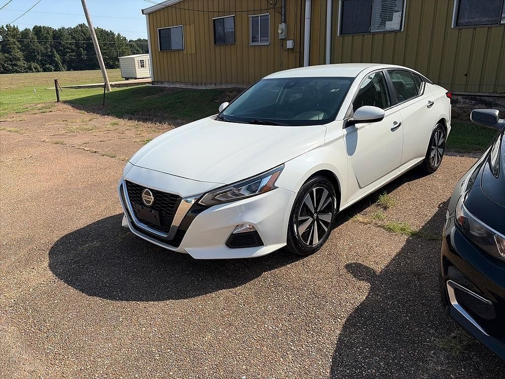 2022 NISSAN Altima