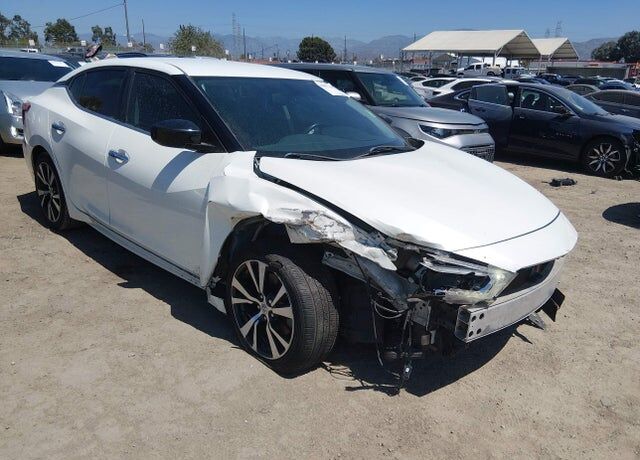 2016 NISSAN Maxima