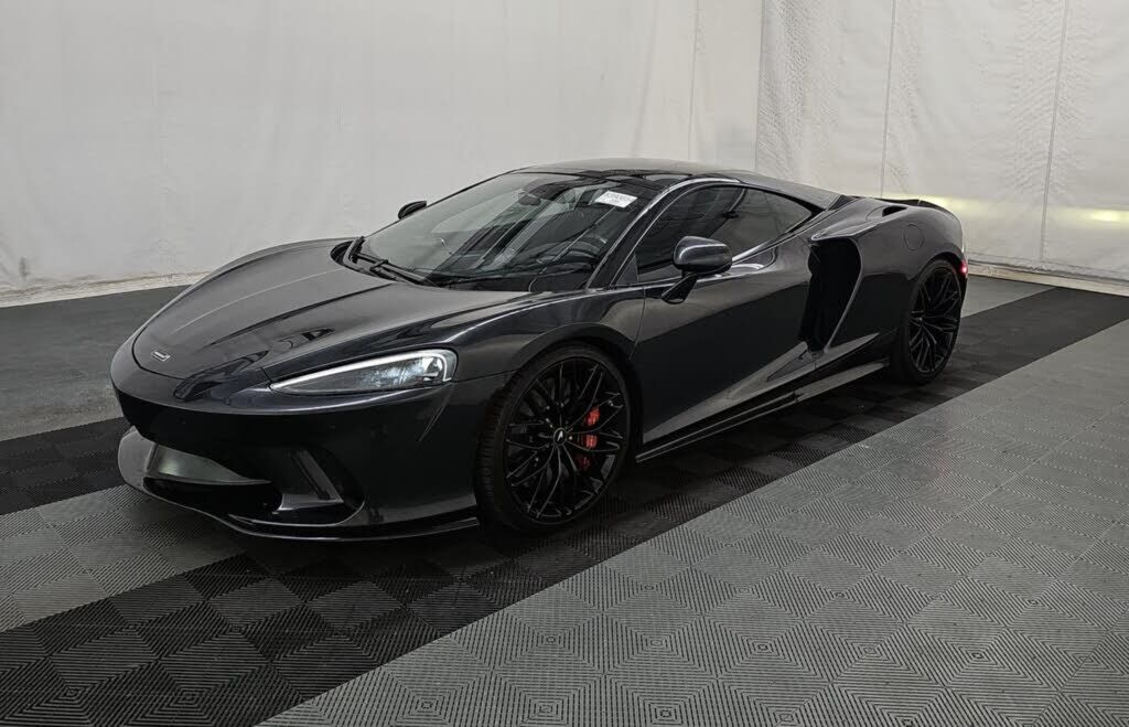 2023 MCLAREN GT