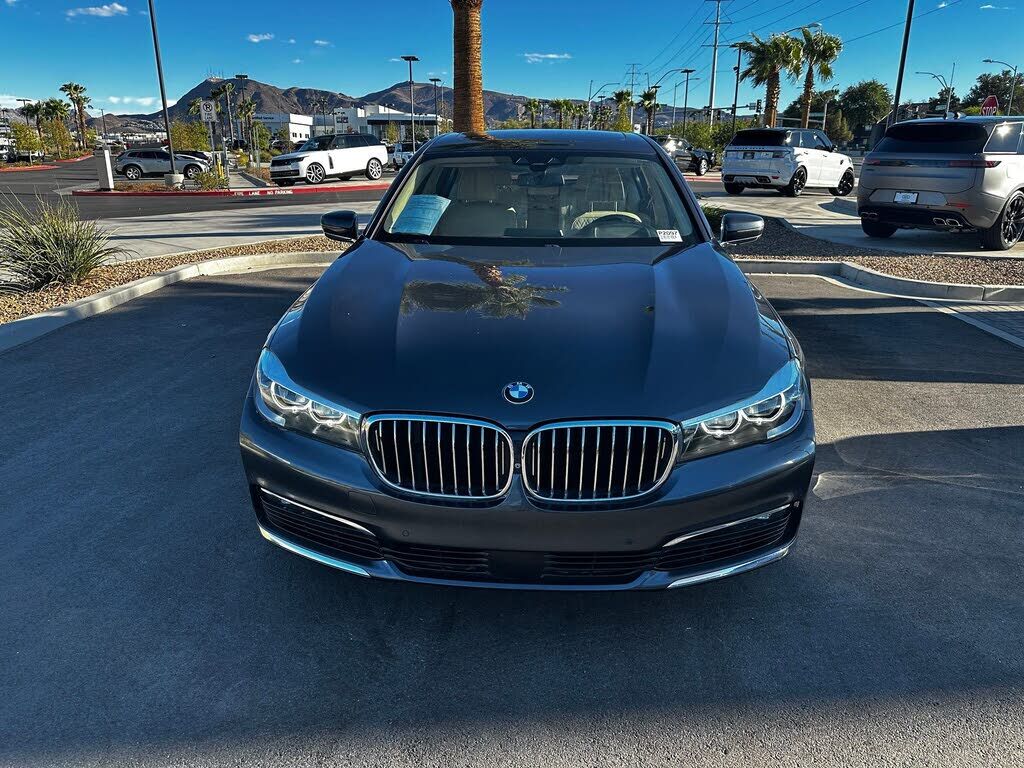 2017 BMW 740i