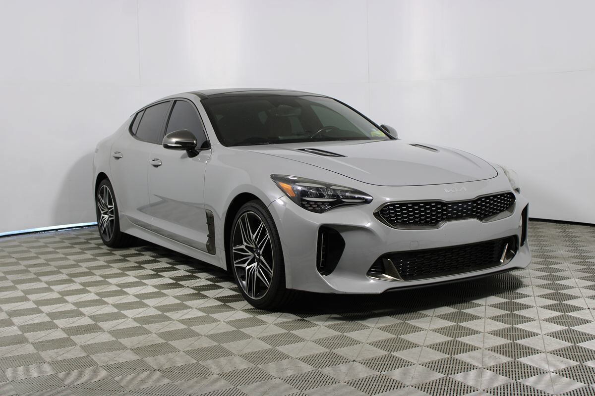 2022 KIA Stinger
