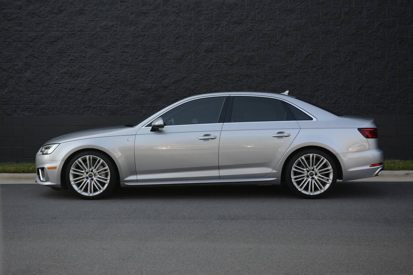 2019 Audi A4