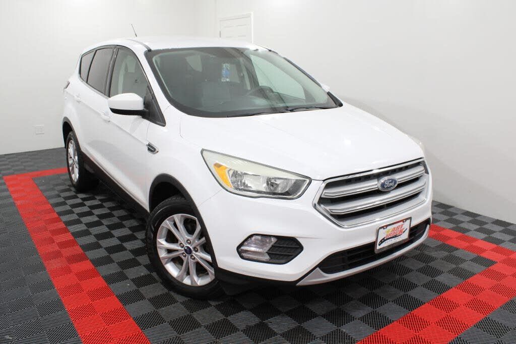 2017 FORD Escape