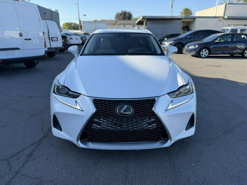 2020 Lexus IS