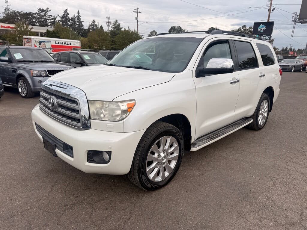 2012 TOYOTA Sequoia