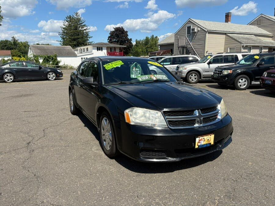 2013 DODGE Avenger