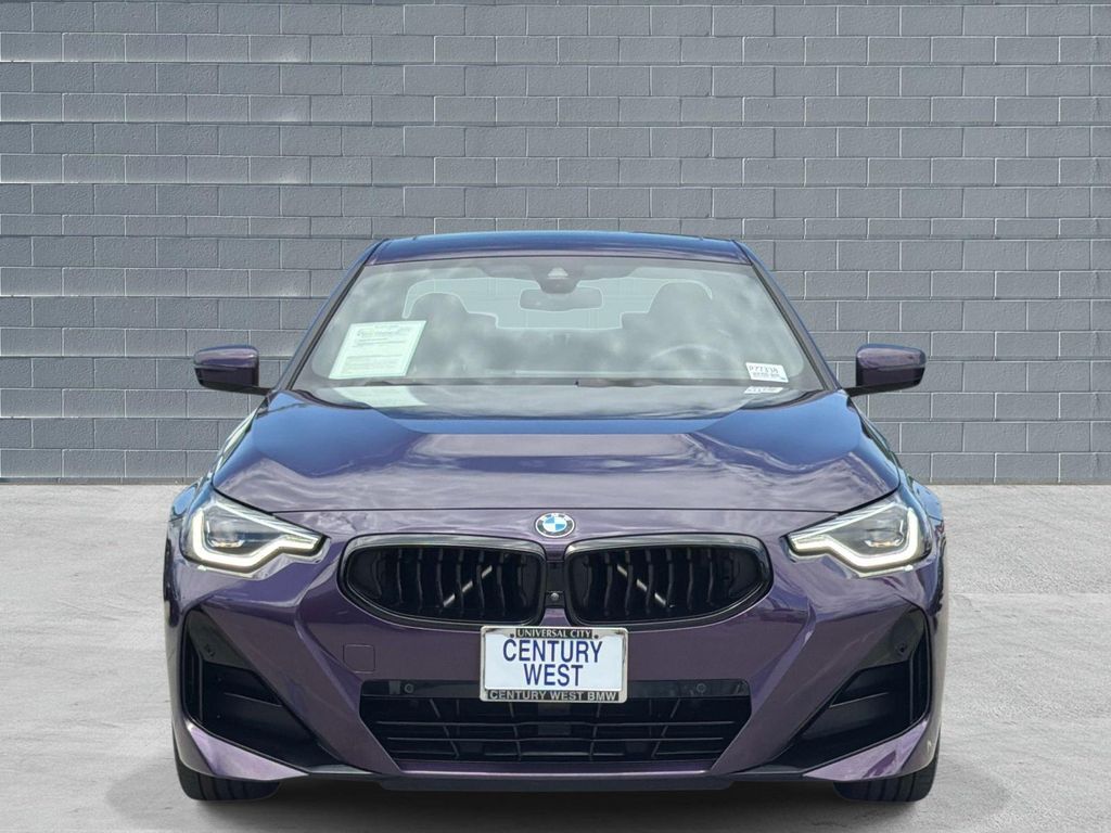 2025 BMW 230i