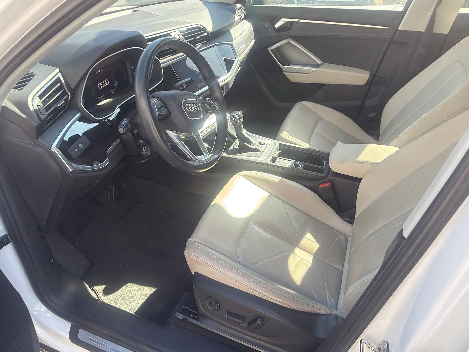 2023 Audi Q3