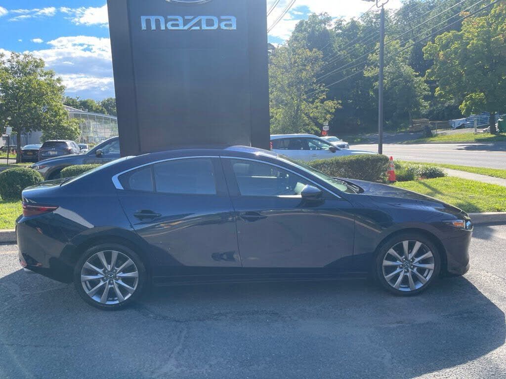 2021 MAZDA Mazda3