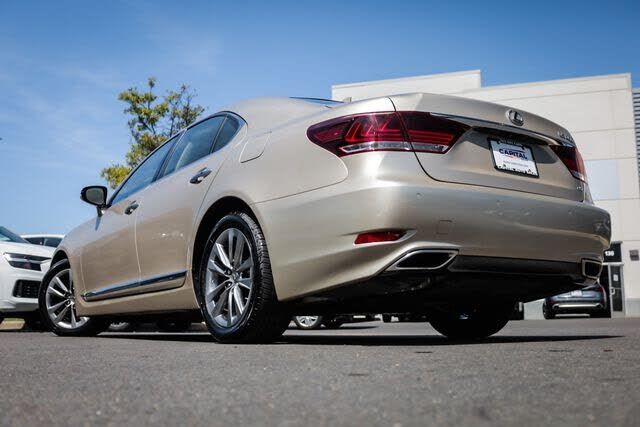 2014 Lexus LS