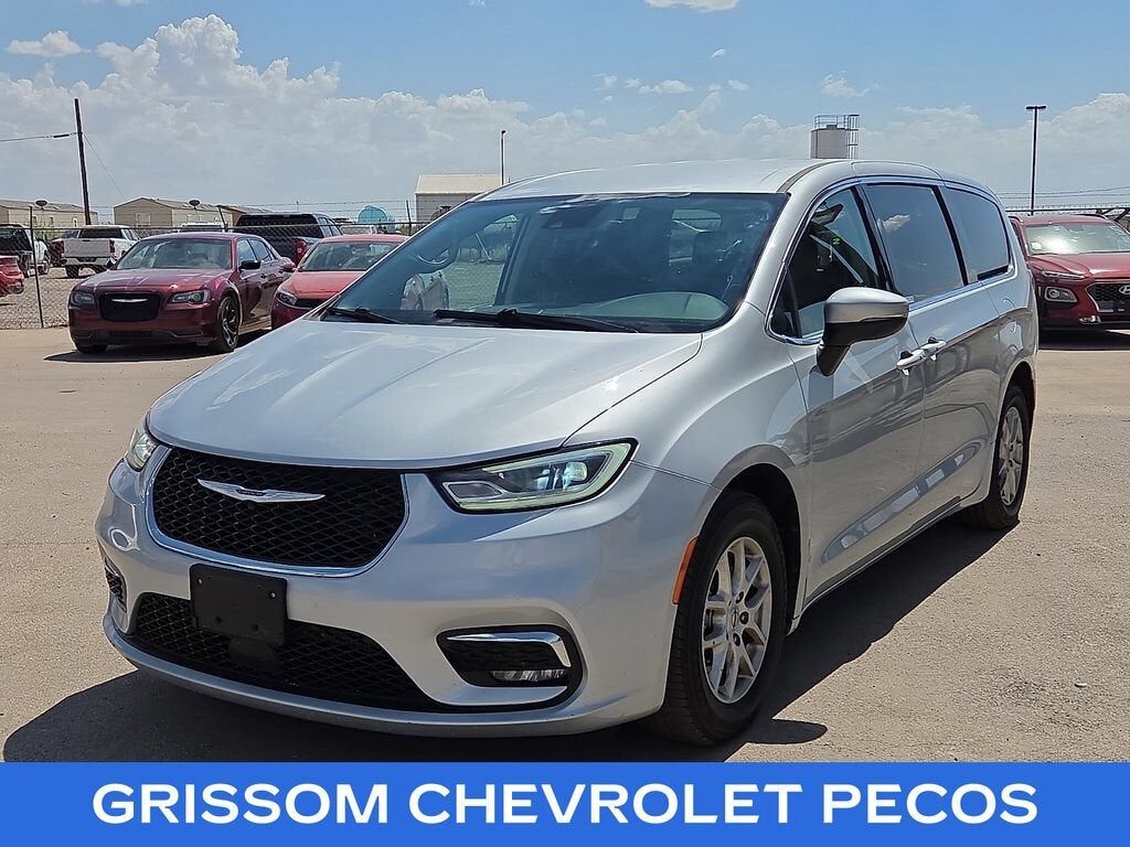 2023 CHRYSLER Pacifica