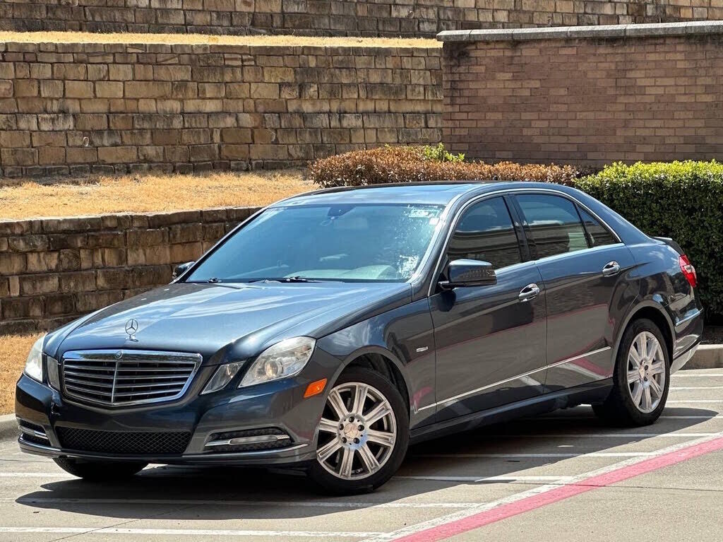 2012 MERCEDES-BENZ E-Class