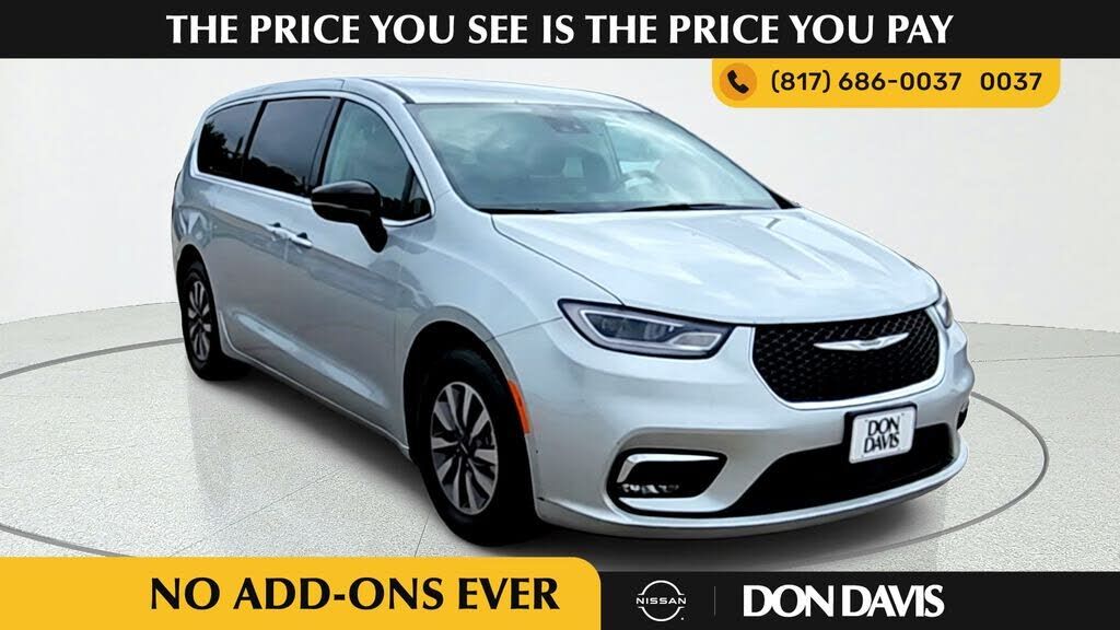 2024 CHRYSLER Pacifica