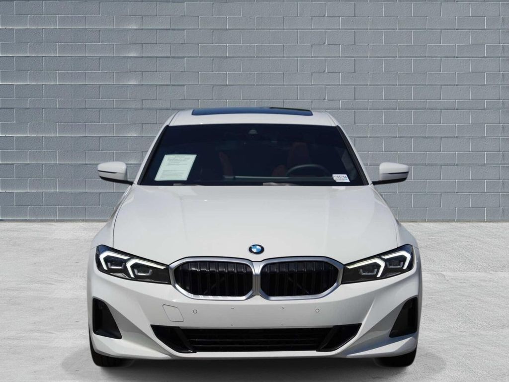 2025 BMW 330i