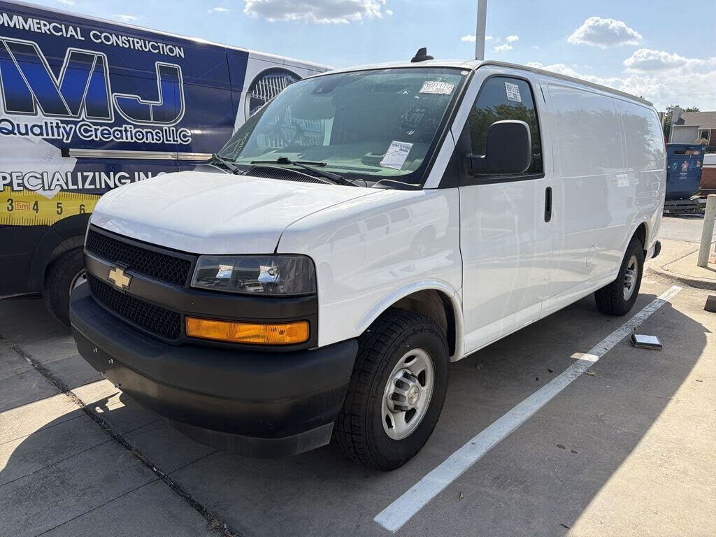 2021 CHEVROLET Express