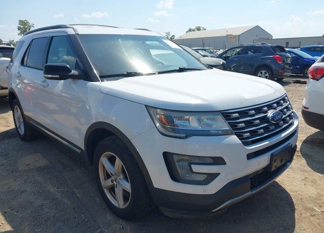 2017 FORD Explorer