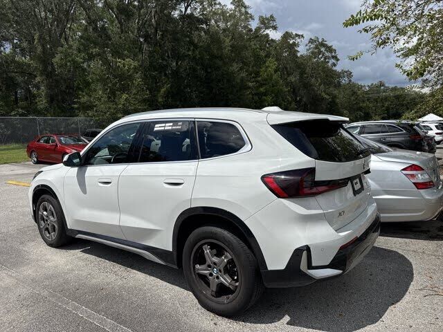 2025 BMW X1