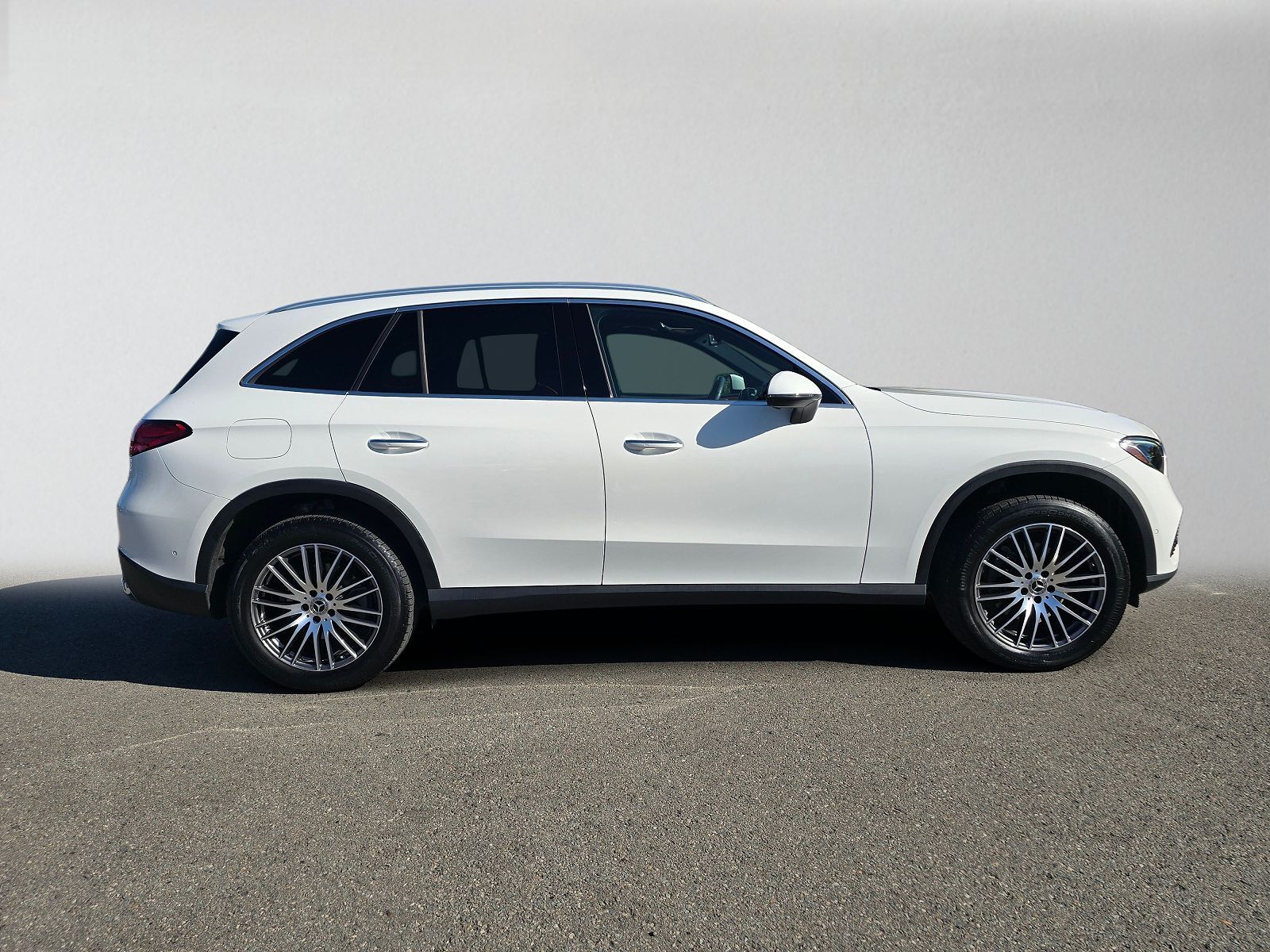 2023 Mercedes-Benz GLC-Class