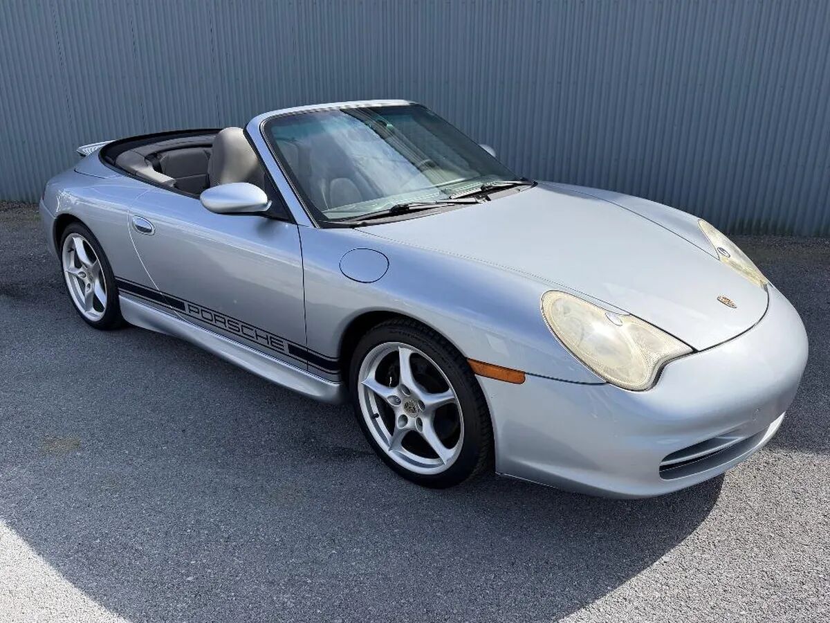 2003 PORSCHE 911