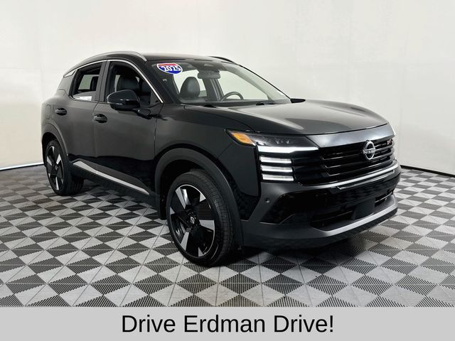 2025 NISSAN Kicks