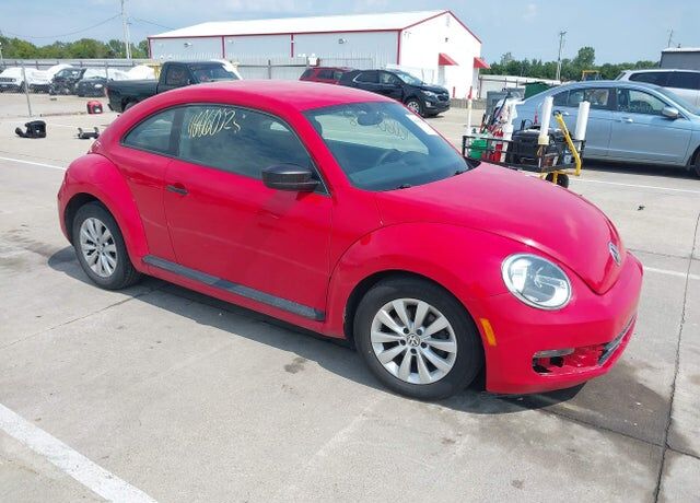 2013 VOLKSWAGEN Beetle