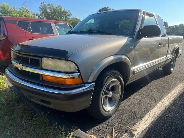 2003 CHEVROLET S-10 Pickup