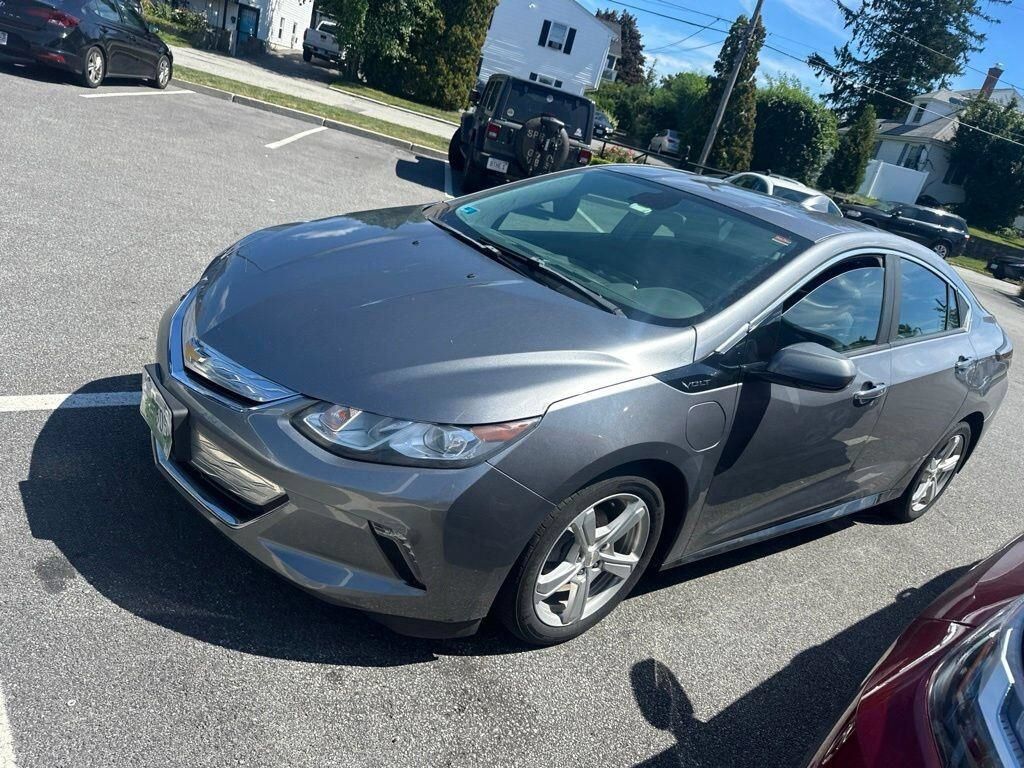 2018 CHEVROLET Volt