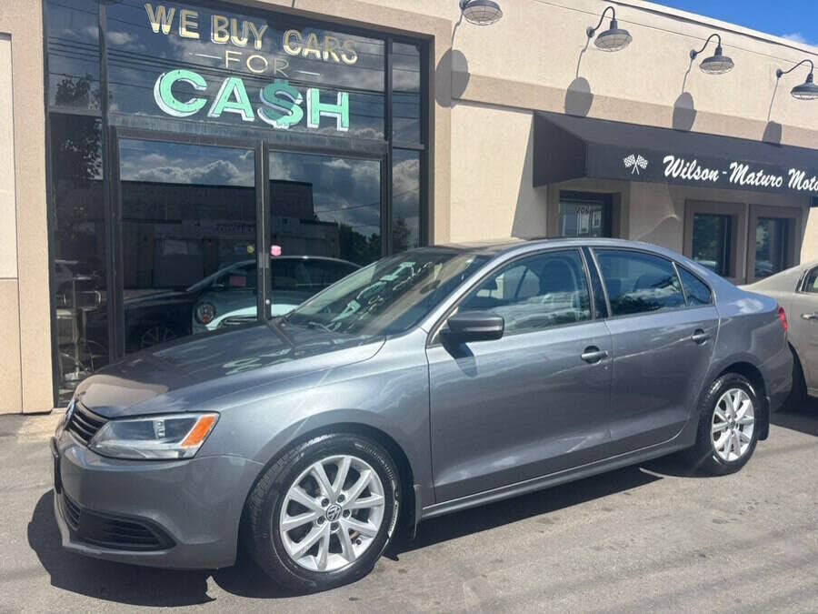 2012 VOLKSWAGEN Jetta