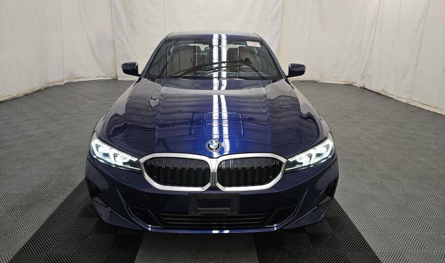 2023 BMW 330i