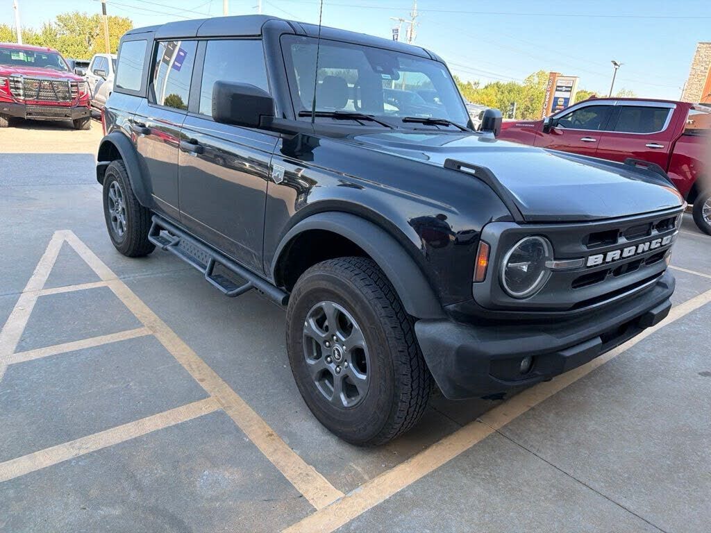 2024 FORD Bronco