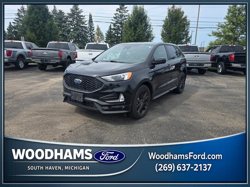 2023 FORD Edge