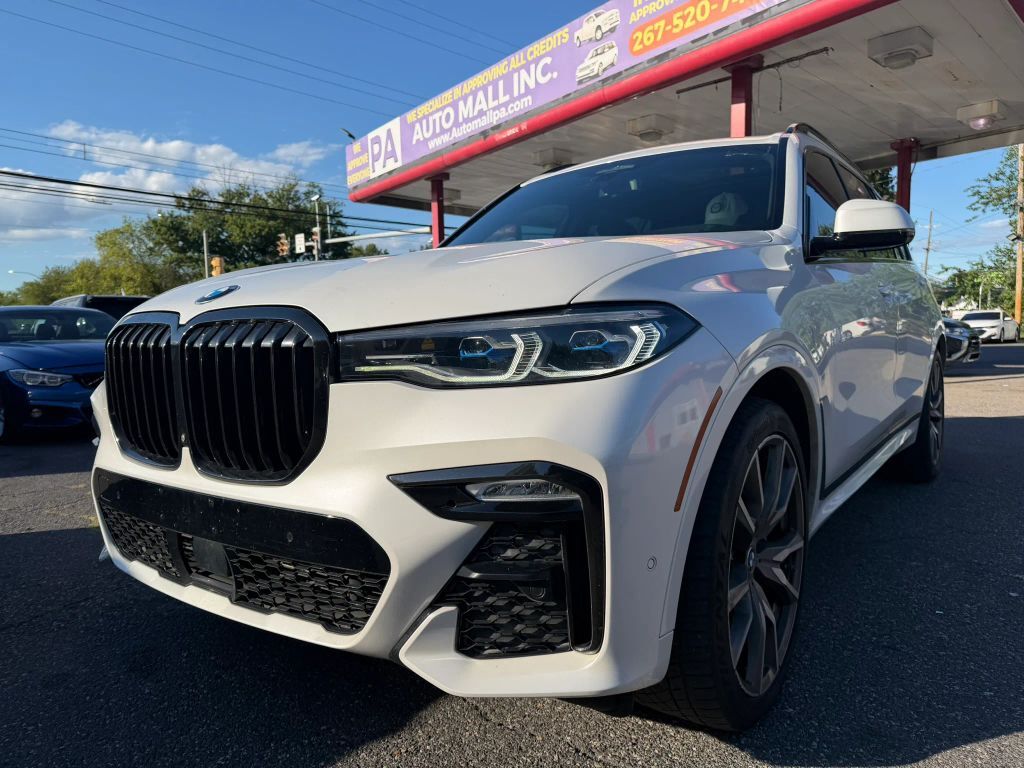 2021 BMW X7
