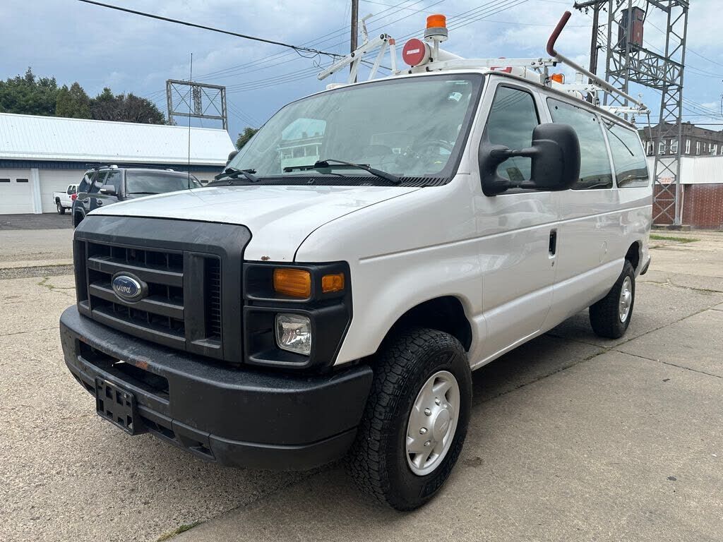 2008 FORD E-350
