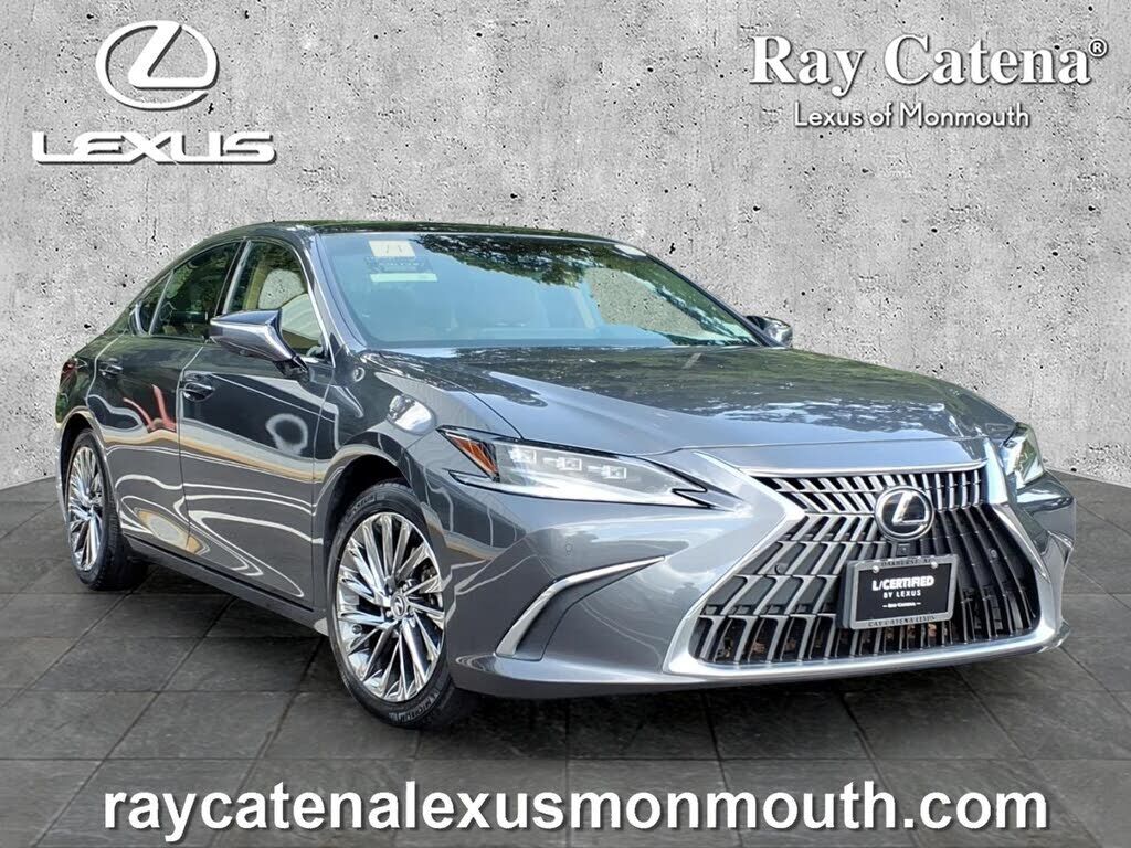 2024 LEXUS ES