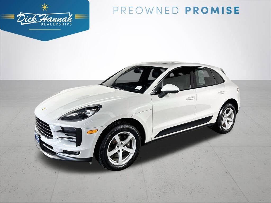 2020 PORSCHE Macan