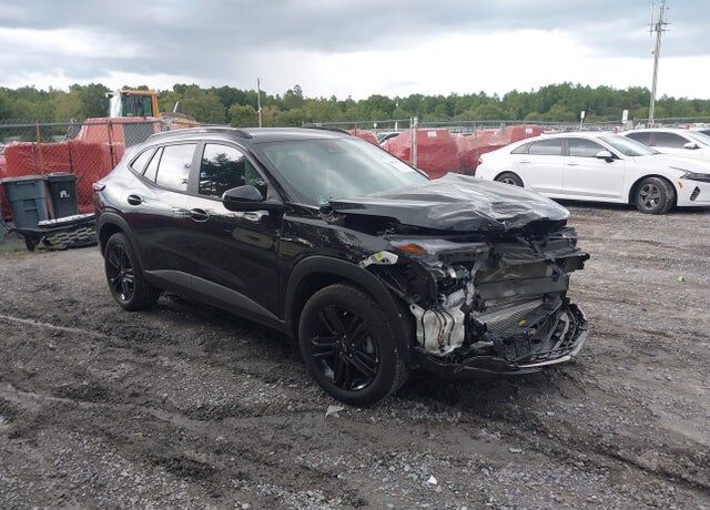 2026 CHEVROLET Trax