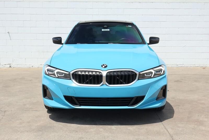 2023 BMW 330i