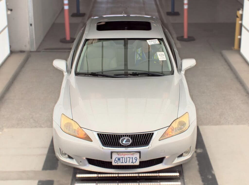2010 Lexus IS