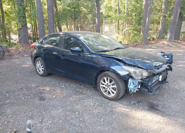 2016 MAZDA Mazda3