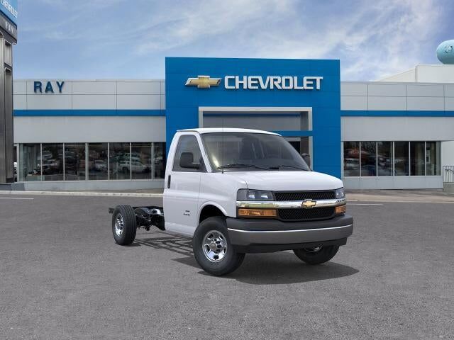 2026 CHEVROLET Express