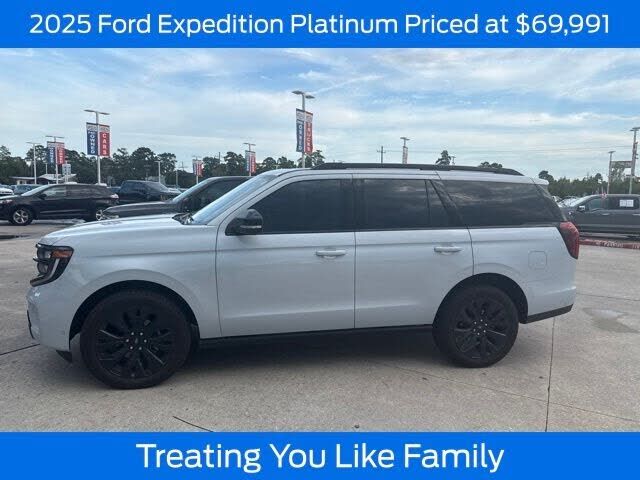 2025 FORD Expedition